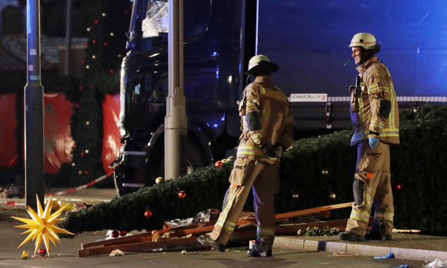 Γερμανία: Ξυπνούν μνήμες από την τρομοκρατική επίθεση στο Βερολίνο με τους δεκατρείς νεκρούς
