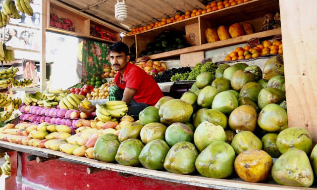 Το εξωτικό φρούτο που πρέπει να τρώνε καθημερινά όλοι οι άνω των 50 ετών