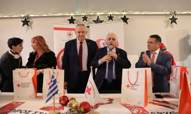 «προΣfΕΕρουμε»: Μεγάλη χριστουγεννιάτικη γιορτή στο Παράρτημα Παιδιών με Αναπηρίες στη Βούλα Αττικής