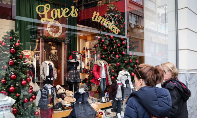 Ωράριο καταστημάτων: Ανοιχτά σήμερα Κυριακή (22/12) τα μαγαζιά - Πώς θα λειτουργούν