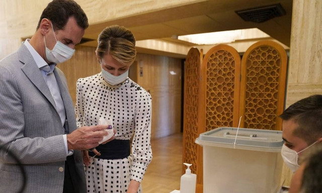 Το Κρεμλίνο διαψεύδει ότι η Άσμα αλ Άσαντ ζήτησε διαζύγιο