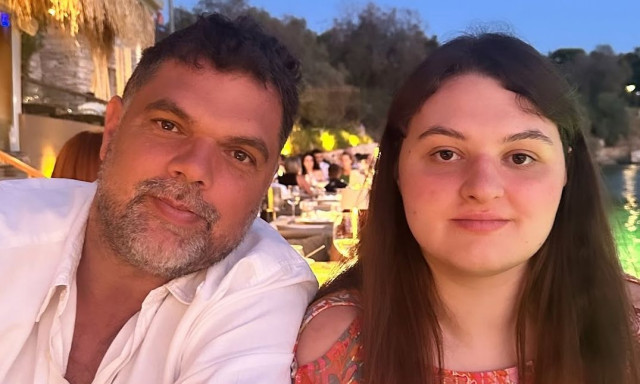 Δημήτρης Παπανικολάου: «Η κόρη μου έπεσε θύμα μπούλινγκ από συμμαθητές της, την έλεγαν "αυτιστική"»