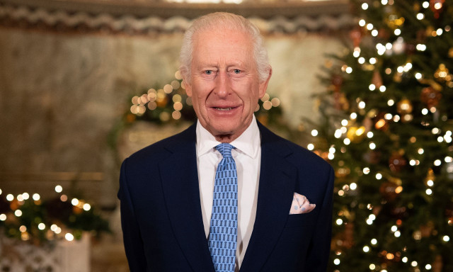 Βασιλιάς Κάρολος: Από ένα παρεκκλήσι νοσοκομείου το χριστουγεννιάτικο μήνυμά του