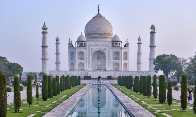 Iνδία: Ένα δισεκατομμύριο άνθρωποι χωρίς αγοραστική δύναμη - Διευρύνεται η ανισότητα