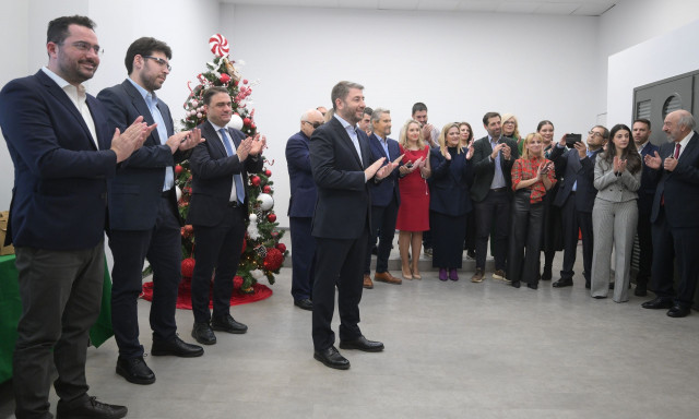 Χριστουγεννιάτικα κάλαντα στον Πρόεδρο του ΠΑΣΟΚ- Κινήματος Αλλαγής, Νίκος Ανδρουλάκης