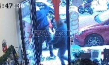 Αποκλειστικό βίντεο σοκ από τα Εξάρχεια: Η στιγμή της αιματηρής επίθεσης από τον Παλαιστίνιο