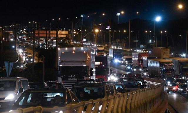 Τροχαίο ατύχημα στον Κηφισό: Δύο ελαφρά τραυματίες