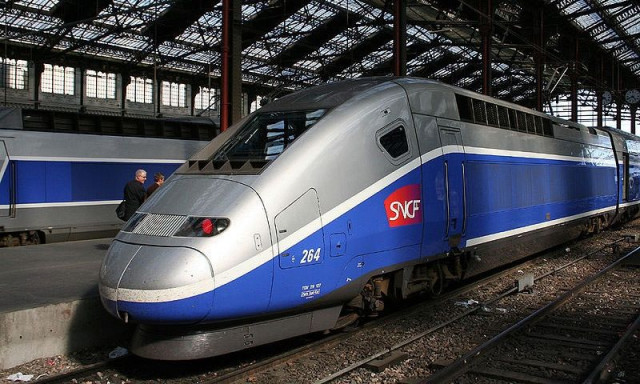 Γαλλία: Αυτοκτόνησε μηχανοδηγός - Προβλήματα στα δρομολόγια των σιδηροδρόμων