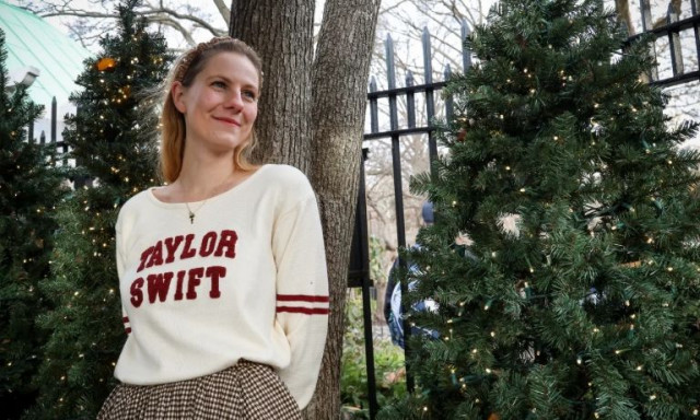 Χριστούγεννα: Οπαδός της Τέιλορ Σουίφτ έχει και τα 103 στολίδια που κυκλοφόρησε η ποπ σταρ