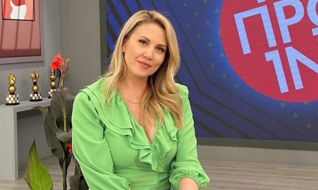 Σε πελάγη ευτυχίας η Φωτεινή Πετρογιάννη - Η χριστουγεννιάτικη φωτογραφία με το νεογέννητο γιο της