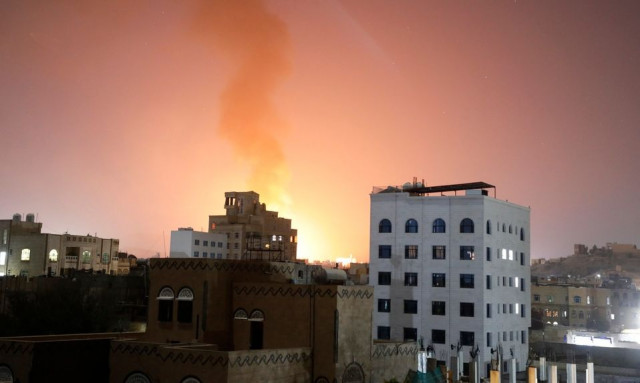 Υεμένη: Κινδύνευσε ο επικεφαλής του ΠΟΕ - Βρισκόταν στο αεροδρόμιο που βομβάρδισε το Ισραήλ