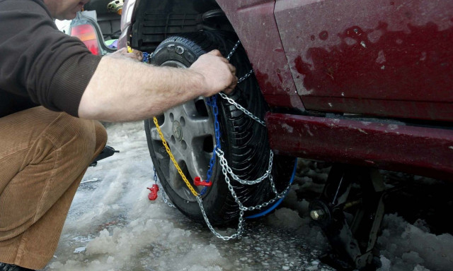 Αντιολισθητικές αλυσίδες: Πότε είναι υποχρεωτικές - «Τσουχτερό» το πρόστιμο στους οδηγούς