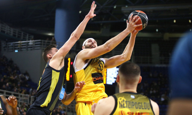 Greek Basketball League: Κατοστάρα η ΑΕΚ, πρώτη εντός έδρας νίκη για Κολοσσό!