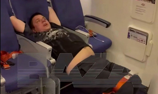 Πανικός σε πτήση με μεθυσμένο επιβάτη - Τον έδεσαν με τις ζώνες ασφαλείας