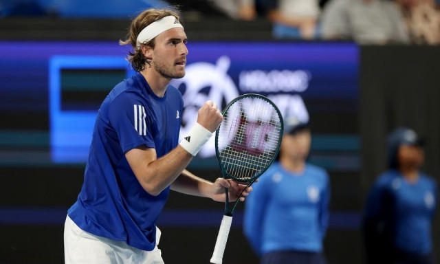 Στέφανος Τσιτσιπάς: Κράτησε την ψυχραιμία του και η Ελλάδα ισοφάρισε 1-1 την Ισπανία