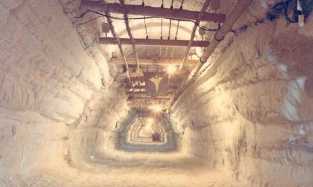 The Ice Worm Project. Η NASA βρίσκει υπερ-μυστική βάση κάτω από τους πάγους της Γροιλανδίας