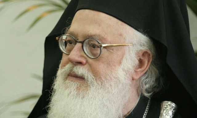 Αρχιεπίσκοπος Αλβανίας Αναστάσιος: Με γαστρορραγία στην Αθήνα - Τι ώρα φτάνει