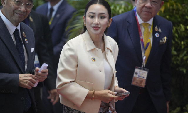 Ταϊλάνδη: Στη φόρα το «πόθεν έσχες» της 38χρονης πρωθυπουργού