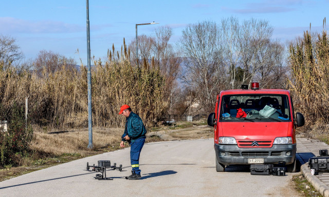 Θρίλερ στον Πηνειό με τον 39χρονο που αγνοείται – Φωτογραφίες από την μεγάλη επιχείρηση