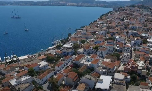 Ερμιόνη: Τα ιδιαίτερα Θεοφάνεια στο στεργιανό νησί της Αργολίδας