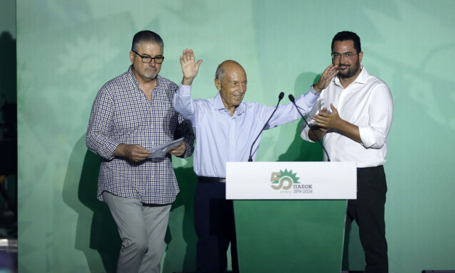 Κώστας Σημίτης: «Οι ευκαιρίες δεν είναι άπειρες» - Η τελευταία ομιλία για τα 50 χρόνια του ΠΑΣΟΚ