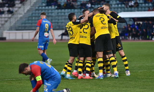 Super League, LIVE: Βόλος - ΑΕΚ 2-4: Με το… δεξί και «τεσσάρα» στο 2025