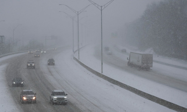 Kακοκαιρία στις ΗΠΑ: 5 νεκροί από την επέλαση του «χιονιά» - Κλειστά σχολεία και ταξιδιωτικό χάος