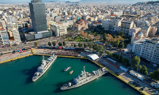 Το Πολεμικό Ναυτικό «παρών» στον Αγιασμό των υδάτων στον Πειραιά