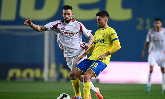 LIVE Παναιτωλικός - Ολυμπιακός 0-2 - Πέρασαν από το Αγρίνιο οι «ερυθρόλευκοι»