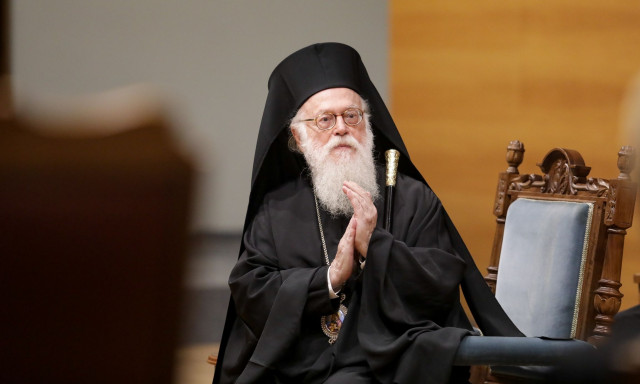 Εκτάκτως στο χειρουργείο ο Αρχιεπίσκοπος Αλβανίας Αναστάσιος - Κρίσιμη η κατάστασή του