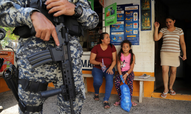 Κάποτε σαν εμπόλεμη ζώνη, το ποσοστό ανθρωποκτονιών στο Ελ Σαλβαδόρ έχει μειωθεί δραματικά