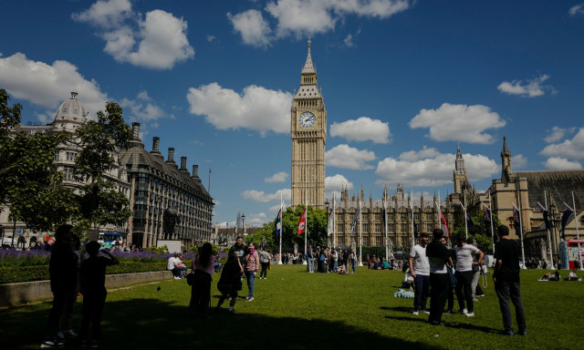 Προσοχή: Mόνο με βίζα από αύριο στο Ηνωμένο Βασίλειο οι ταξιδιώτες από 48 χώρες - Ποιες είναι