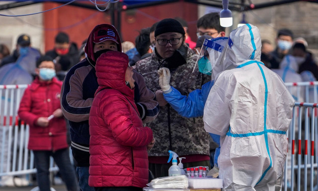 Ο «μυστηριώδης» κινεζικός ιός επιβάλλει μίνι lock down - Κλείνουν τα σχολεία