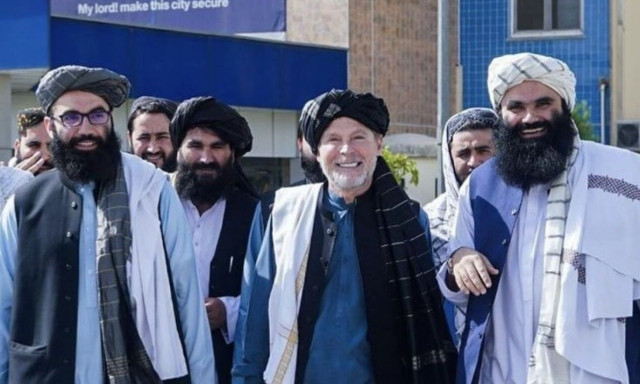 Πέθανε ο Τίμοθι Γουίκς: Ήταν πρώην όμηρος των Ταλιμπάν που ασπάστηκε το Ισλάμ