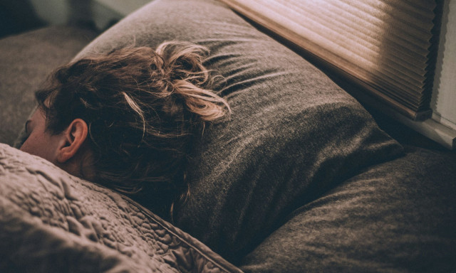 Οι ειδικοί επισημαίνουν: Η σταθερή ώρα ύπνου είναι σημαντικότερη από τη διάρκεια