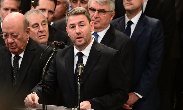 Ανδρουλάκης για Κώστα Σημίτη: Φτωχότερος ο πολιτικός κόσμος της χώρας