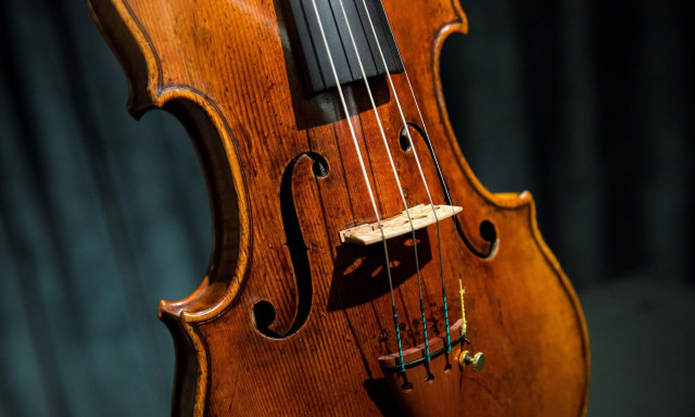 Δημοπρατείται βιολί Stradivarius για καλό σκοπό: Το οκταψήφιο ποσό – ρεκόρ που μπορεί να «πιάσει»