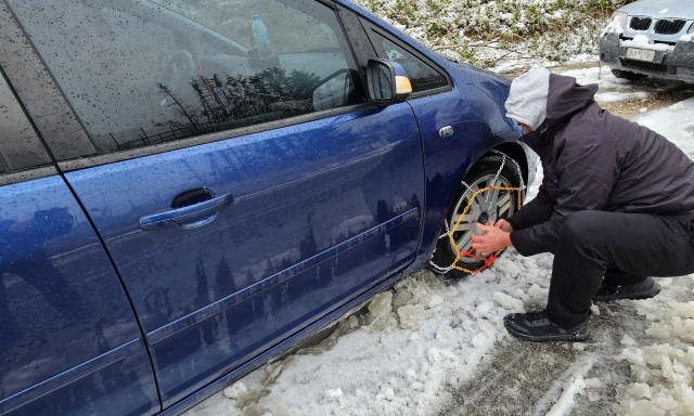 Κακοκαιρία: Υποχρεωτικές οι αντιολισθητικές αλυσίδες και στη Θεσσαλονίκη