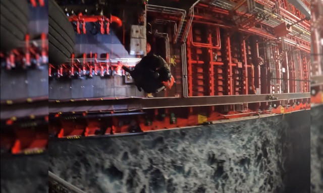 Χανιά: Εσπευσμένη αεροδιακομιδή μέλους πληρώματος φορτηγού πλοίου στο νοσοκομείο – Δείτε βίντεο