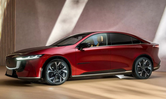 Νέο Mazda6e: Ηλεκτρικό sedan με στόχο την Ευρώπη