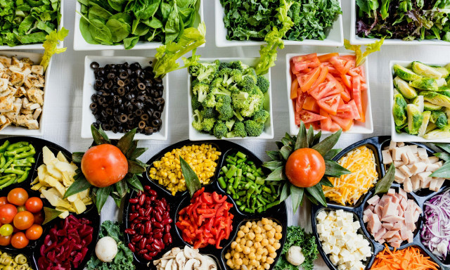 Οι τροφές που μας κάνουν να μυρίζουμε πιο... ελκυστικά