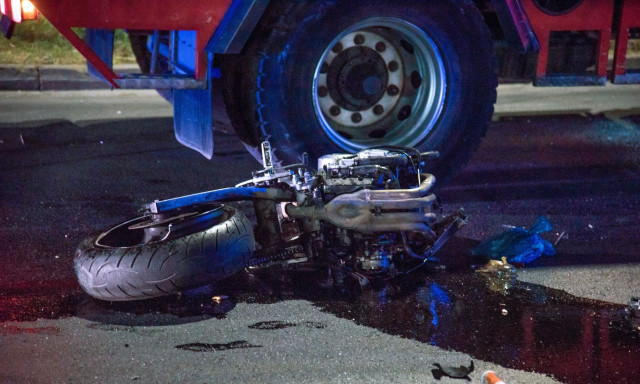 Σχηματάρι: Νεκροί αστυνομικός Διευθυντής και η σύζυγός του σε τροχαίο – Ανετράπη η μηχανή τους