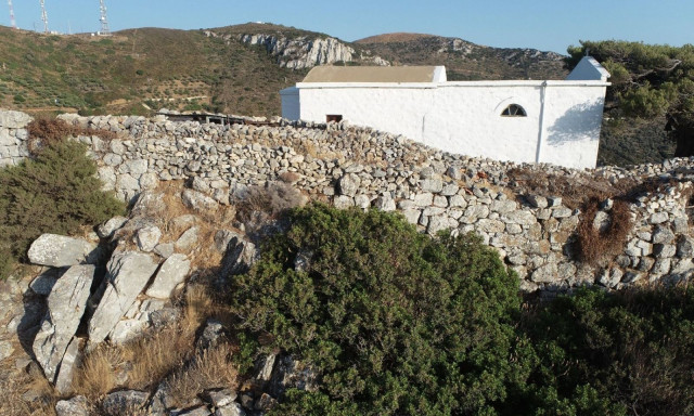 ΥΠΠΟ: Προχωρά η διαμόρφωση και η ανάδειξη της αρχαίας ακρόπολης στους Φούρνους Κορσεών