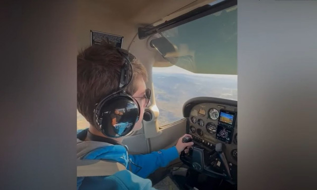 ΗΠΑ: 17χρονος έγινε πιλότος πριν καν αποφοιτήσει από το λύκειο