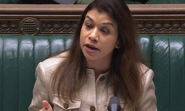 Πολιτική κρίση στη Βρετανία: Παραιτήθηκε υφυπουργός για διαφθορά