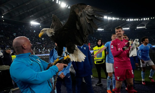 Η Λάτσιο «έμεινε» χωρίς αετό: Απολύθηκε ο γητευτής επειδή έκανε επίδειξη της επιμήκυνσης πέους του!