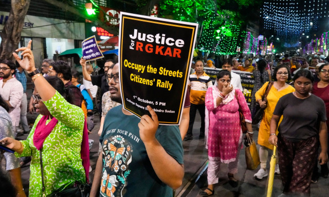 Ινδία: 44 συλλήψεις, γειτόνων, προπονητών και οικογενειακών φίλων για σερί βιασμών μιας 18χρονης