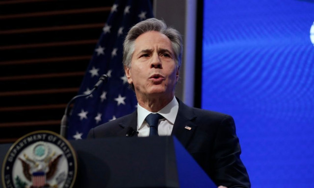 «Εγκληματία, η θέση σου είναι στη Χάγη» - Ένταση στην τελευταία συνέντευξη Μπλίνκεν με φόντο τη Γάζα