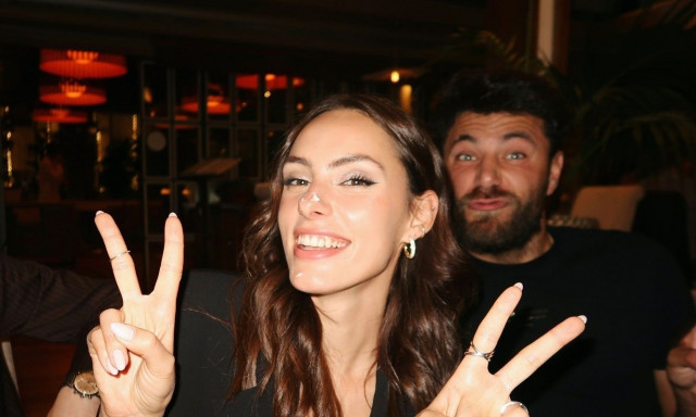 Νίκος Μπάρτζης: Η ρομαντική απόδραση στο Παρίσι με τη σύντροφό του