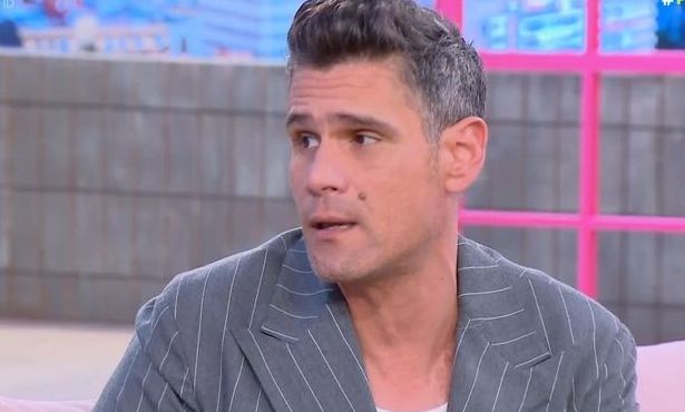 Δημήτρης Ουγγαρέζος: «Θα βγω με το σώβρακο, αν πάει σε άλλο κανάλι η Σταματίνα Τσιμτσιλή»